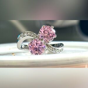 Women’s pink ice diamond ring sz 8 sterling silver! Beautiful! QVC